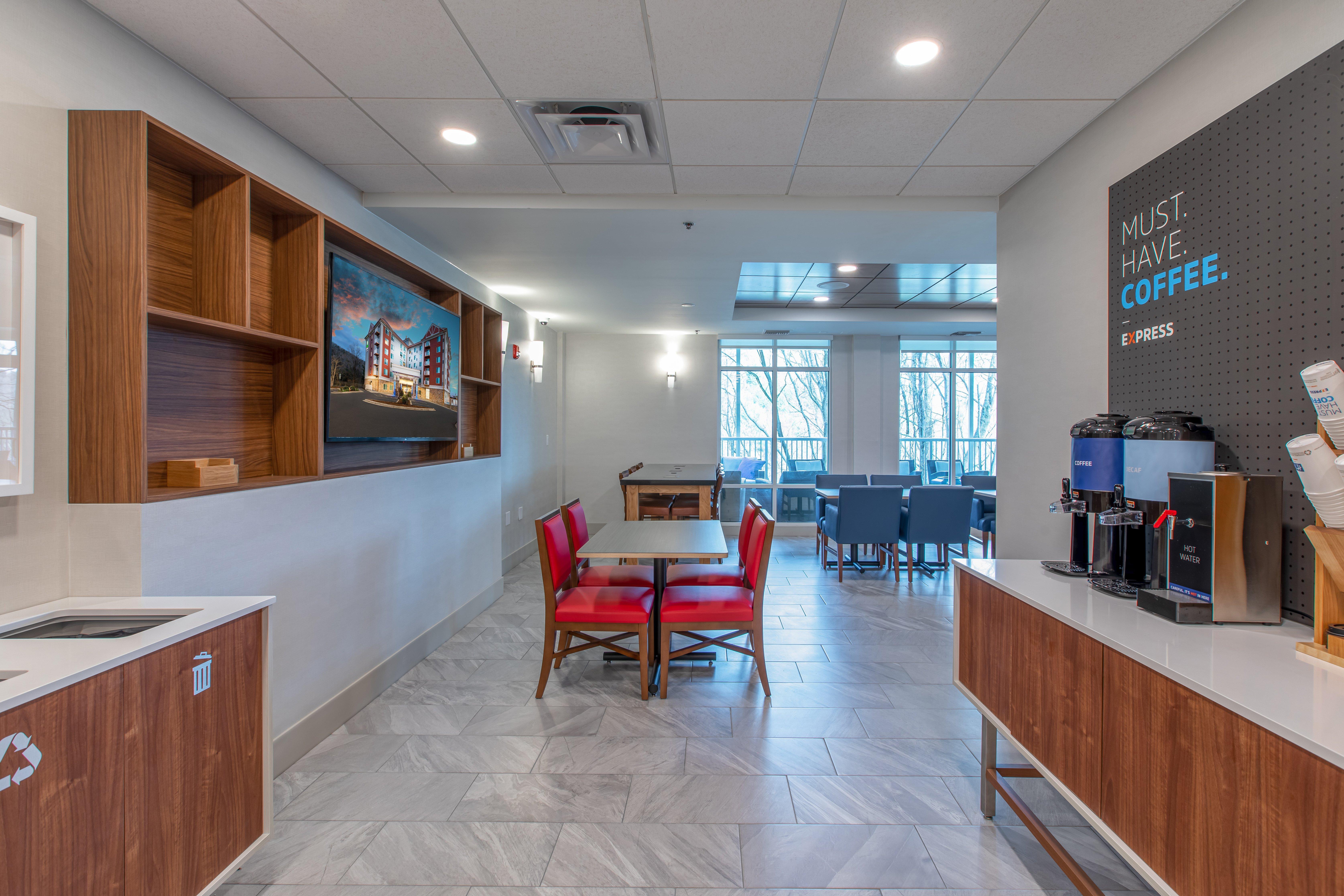 Holiday Inn Express & Suites Asheville Downtown By Ihg Exterior photo